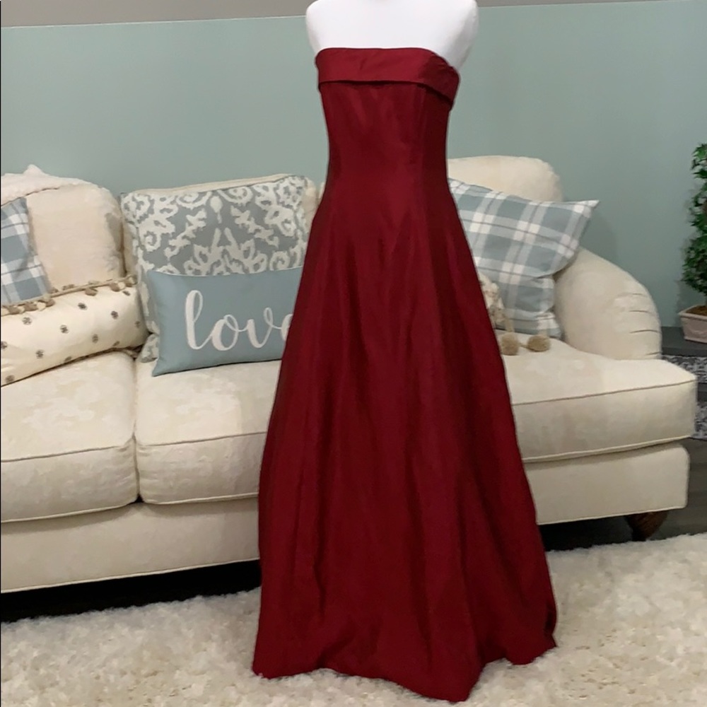 GORGEOUS gown NWOT! Prom, cocktail, wedding attire - Picture 4 of 10